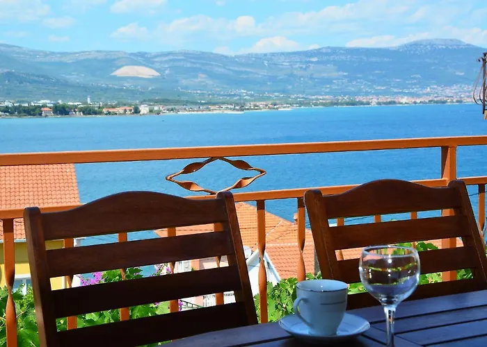 Snjezana By Interhome Appartement